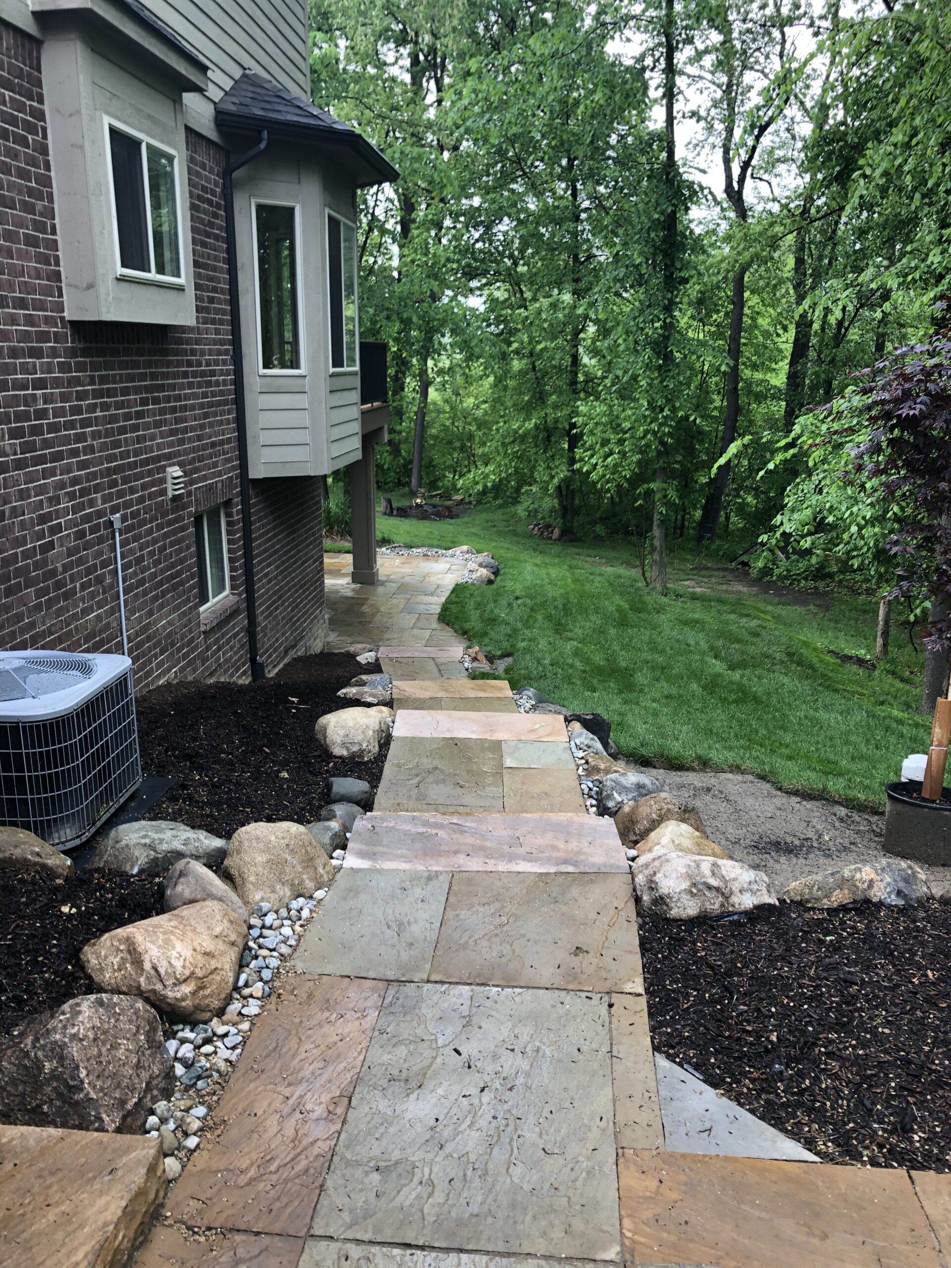 20190601_225040908_iOS