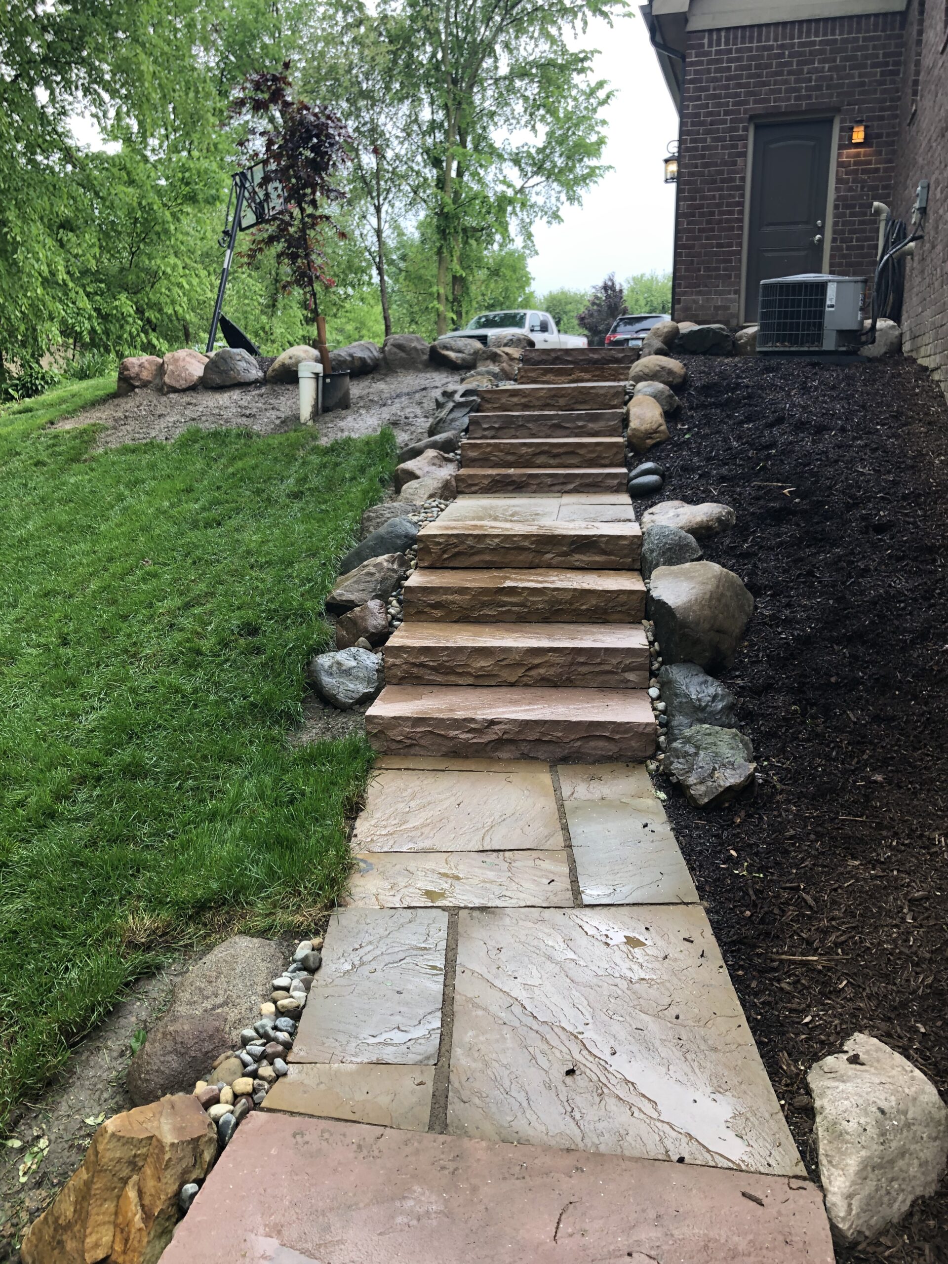 20190601_225144601_iOS