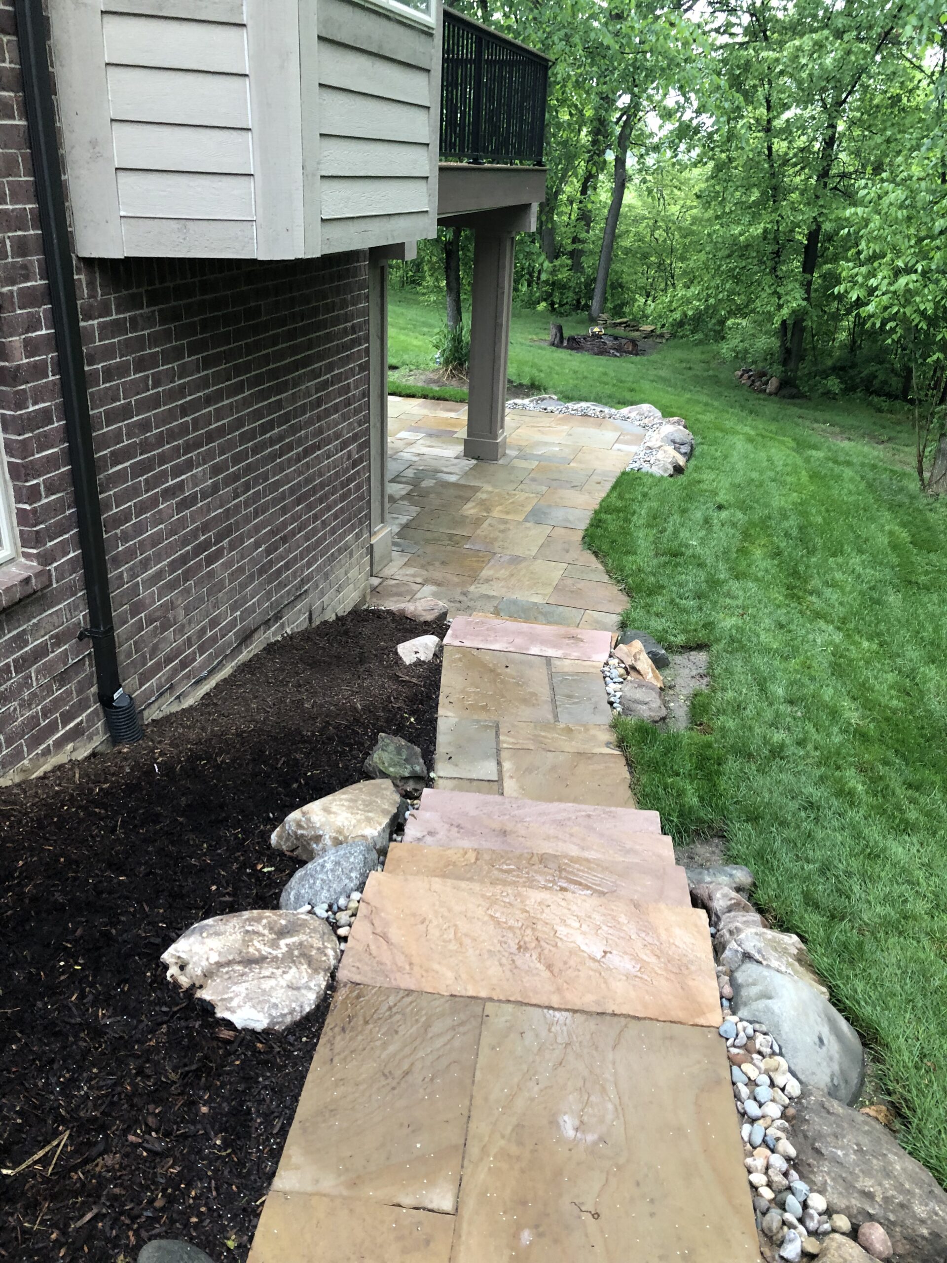 20190601_231742799_iOS