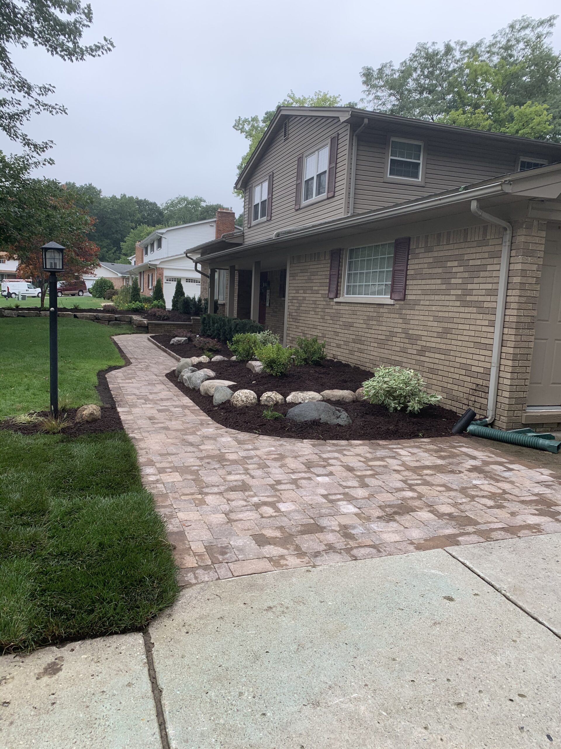 20200828_154713746_iOS