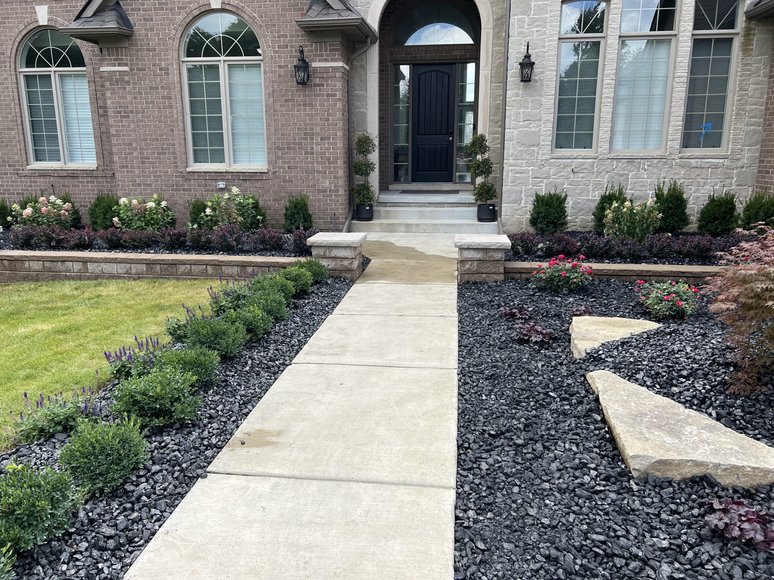 20220822_175044696_iOS