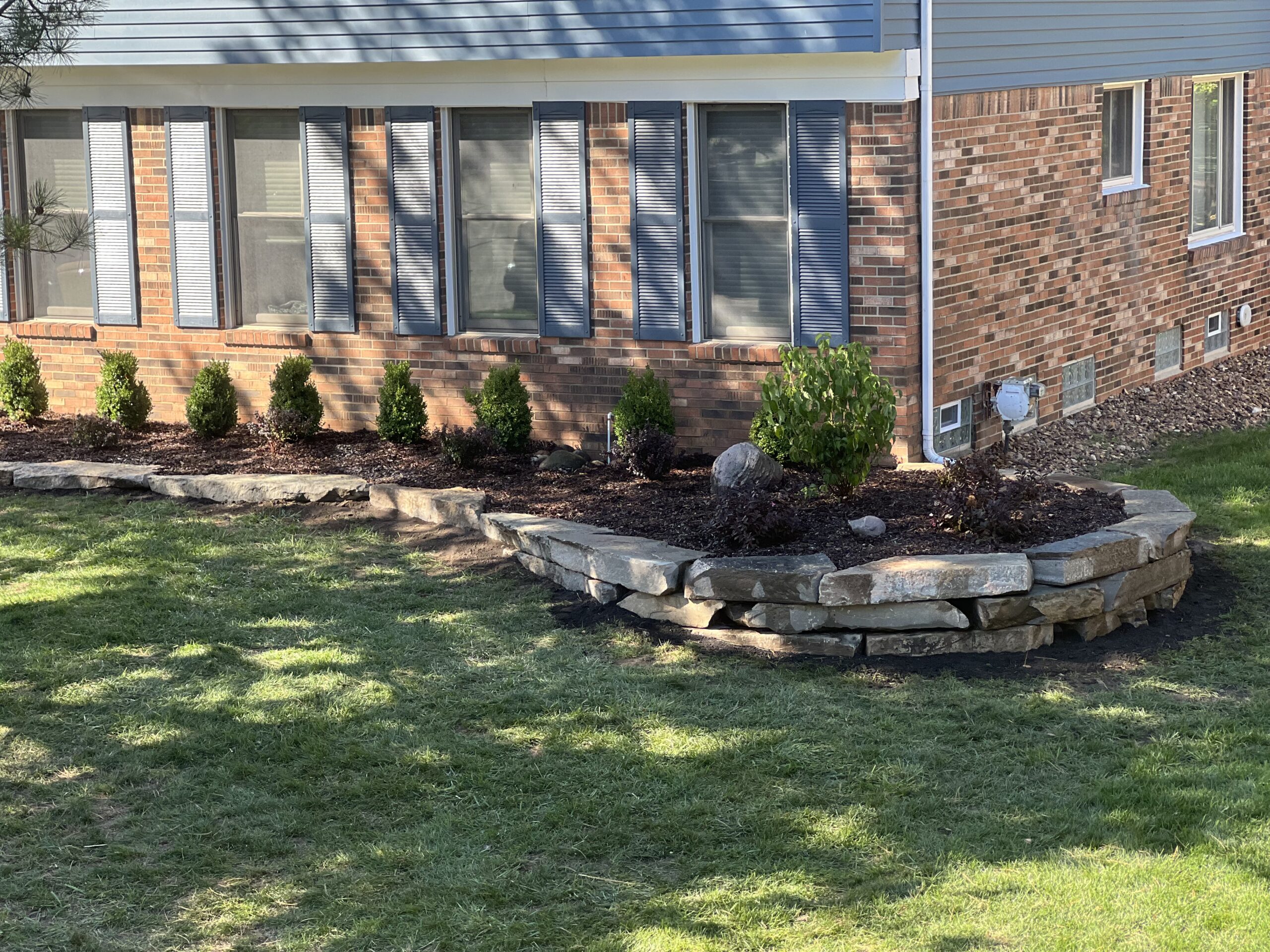 20220923_194756444_iOS